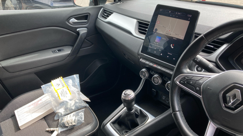 Renault Captur 1.0 TCE 100 S Edition 5dr Petrol Hatchback